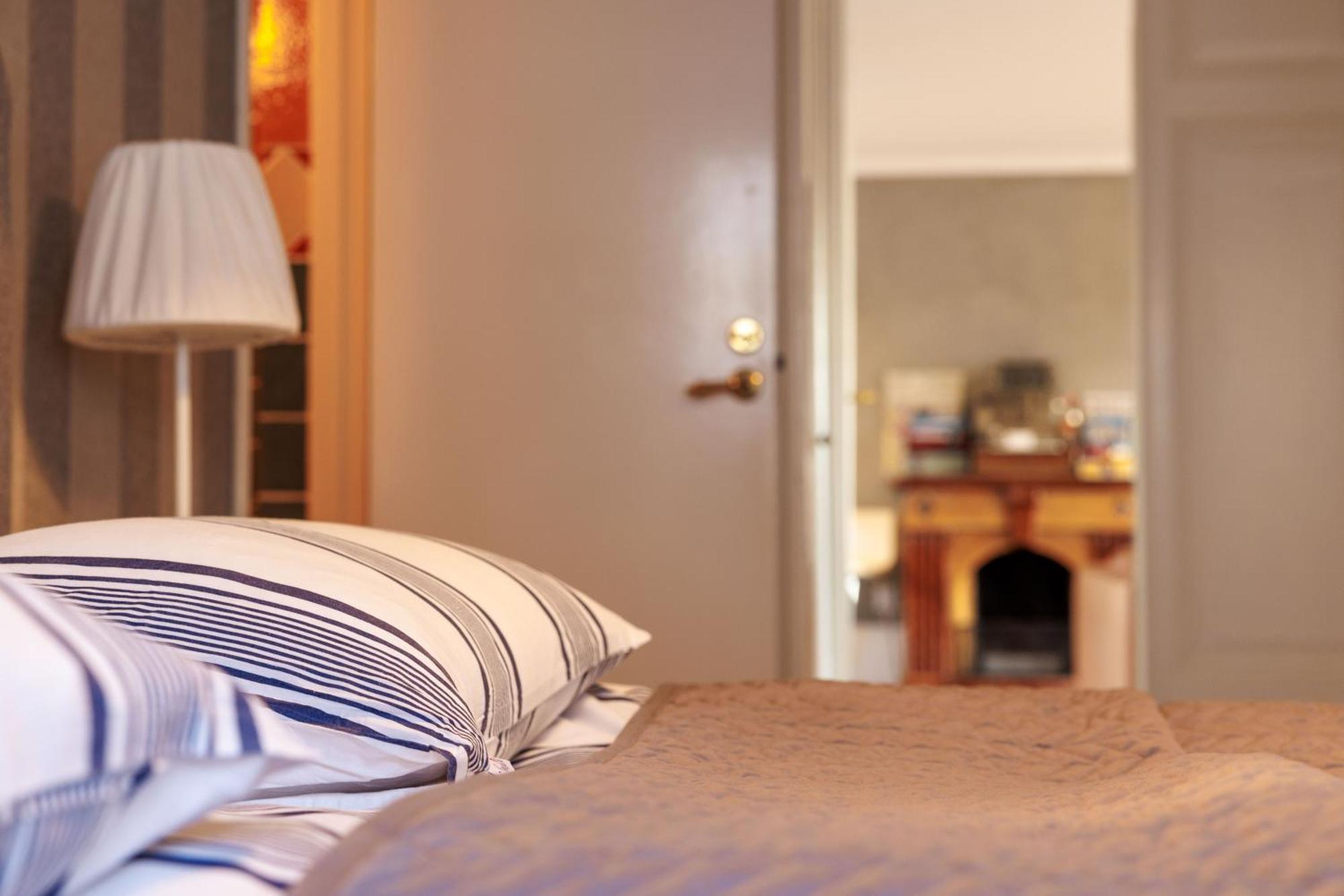 Adelsgatan Apartments Visby Innerstad Dış mekan fotoğraf